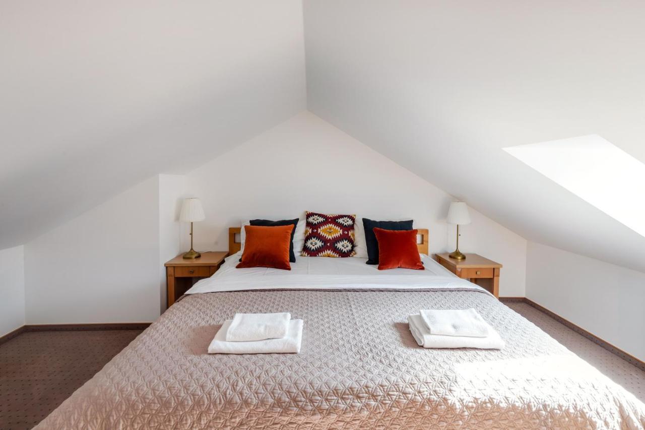 Cathedral Apartments By Reside Baltic Vilnius Luaran gambar